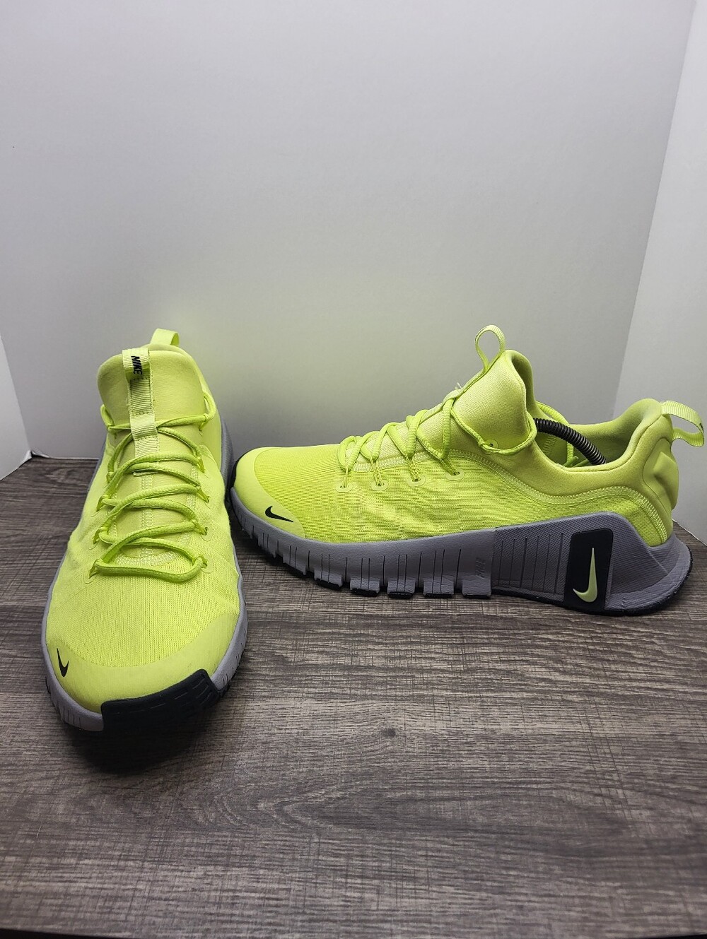 Nike Free Metcon 6 Mens Size 12.5 Training Shoes Volt Yellow Sneakers